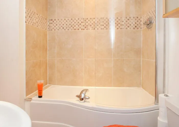 Urban Banana Apartment