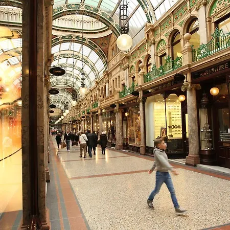 Urban Banana * Leeds (West Yorkshire)